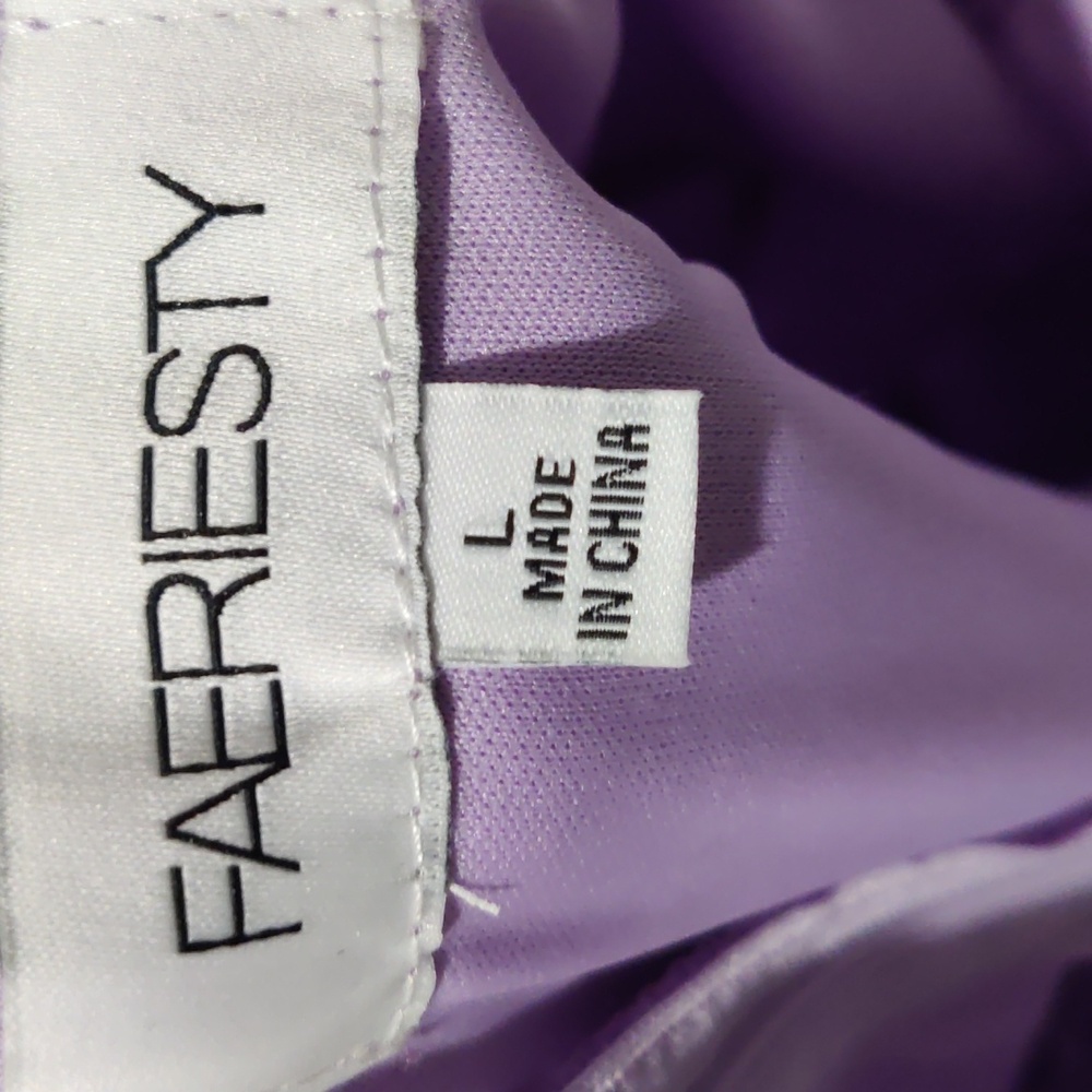 Elegant Lavender Strapless/ One-Shoulder Gown - Picture 4 of 4